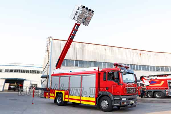 供電、照明消防車